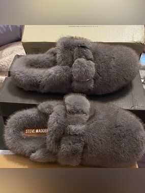 Steve Madden Plush Gray Loafers